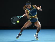 网球——澳网：萨巴伦卡晋级女单决赛