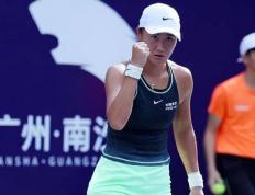 大突破，王曦雨2-0澳网四强，夺得广州站冠军，职业生涯首冠