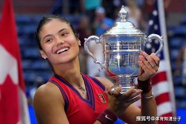 从大满贯冠军到排名296位！华裔天才沦落，澳网重演夺冠传奇？